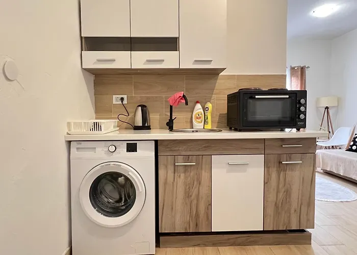 Casa Apartments, One-Bedroom Apartment