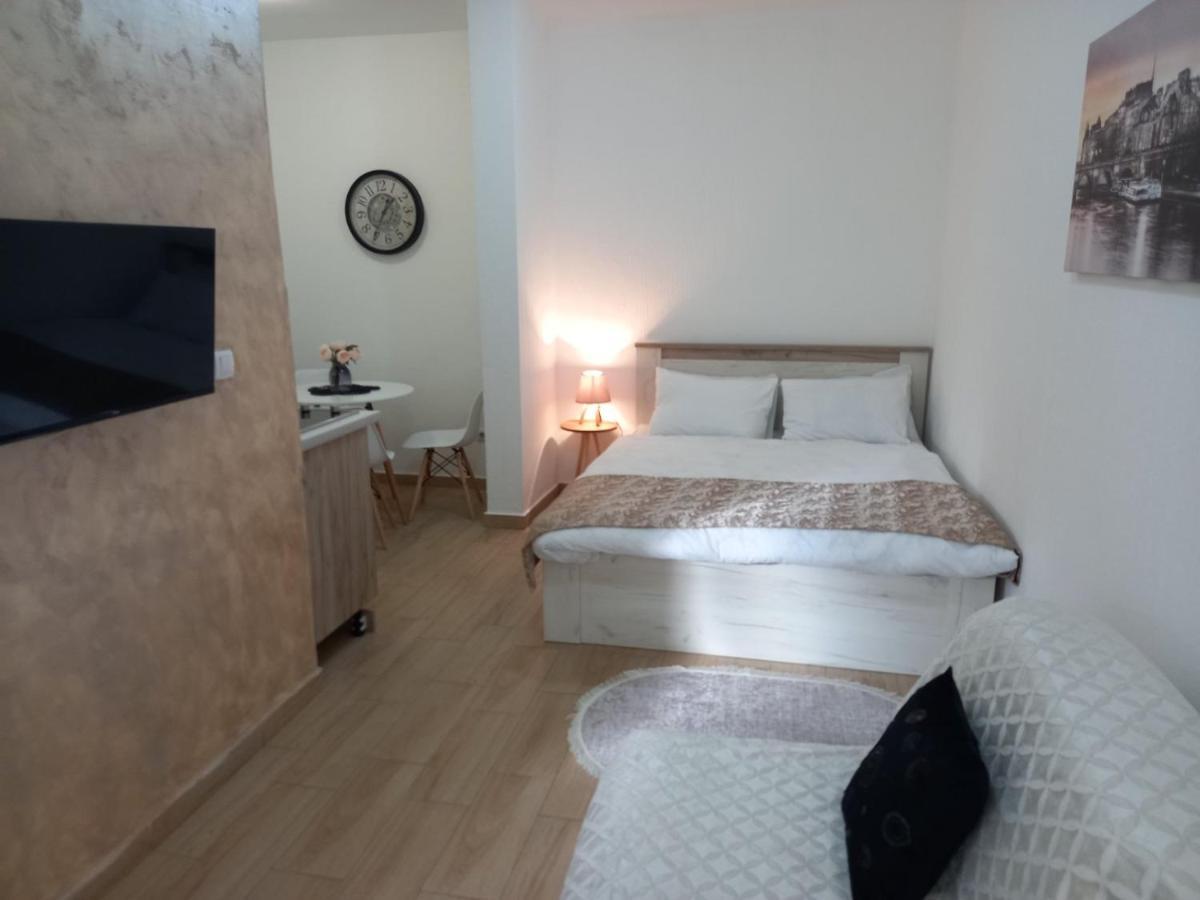 Casa Apartments, One-bedroom Daire Budva