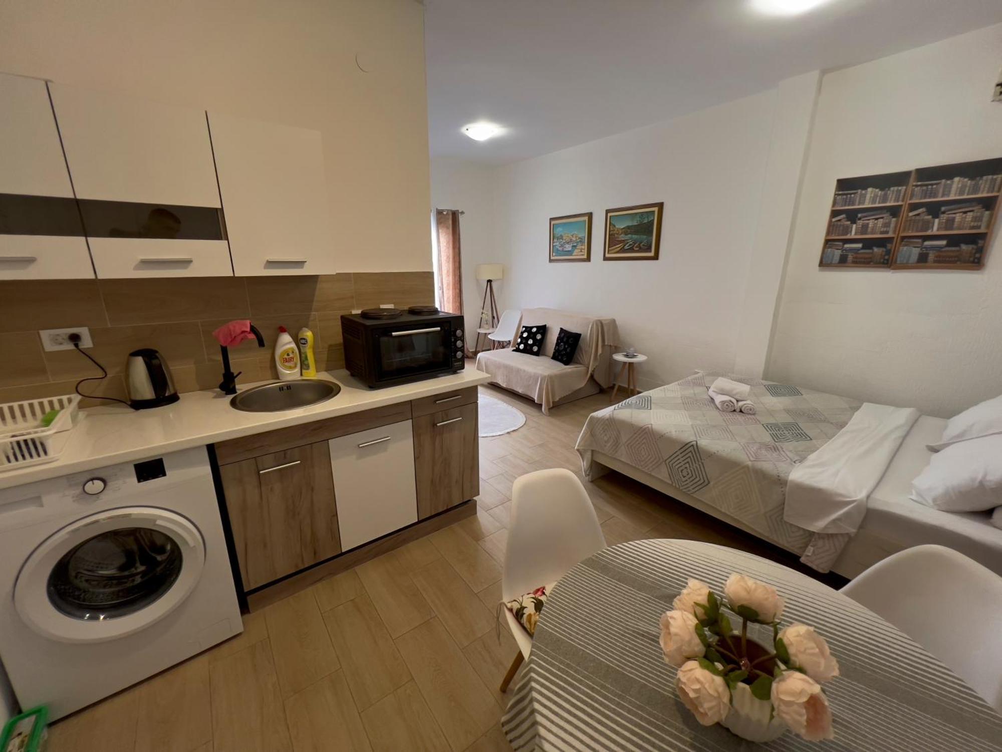 Casa Apartments, One-bedroom