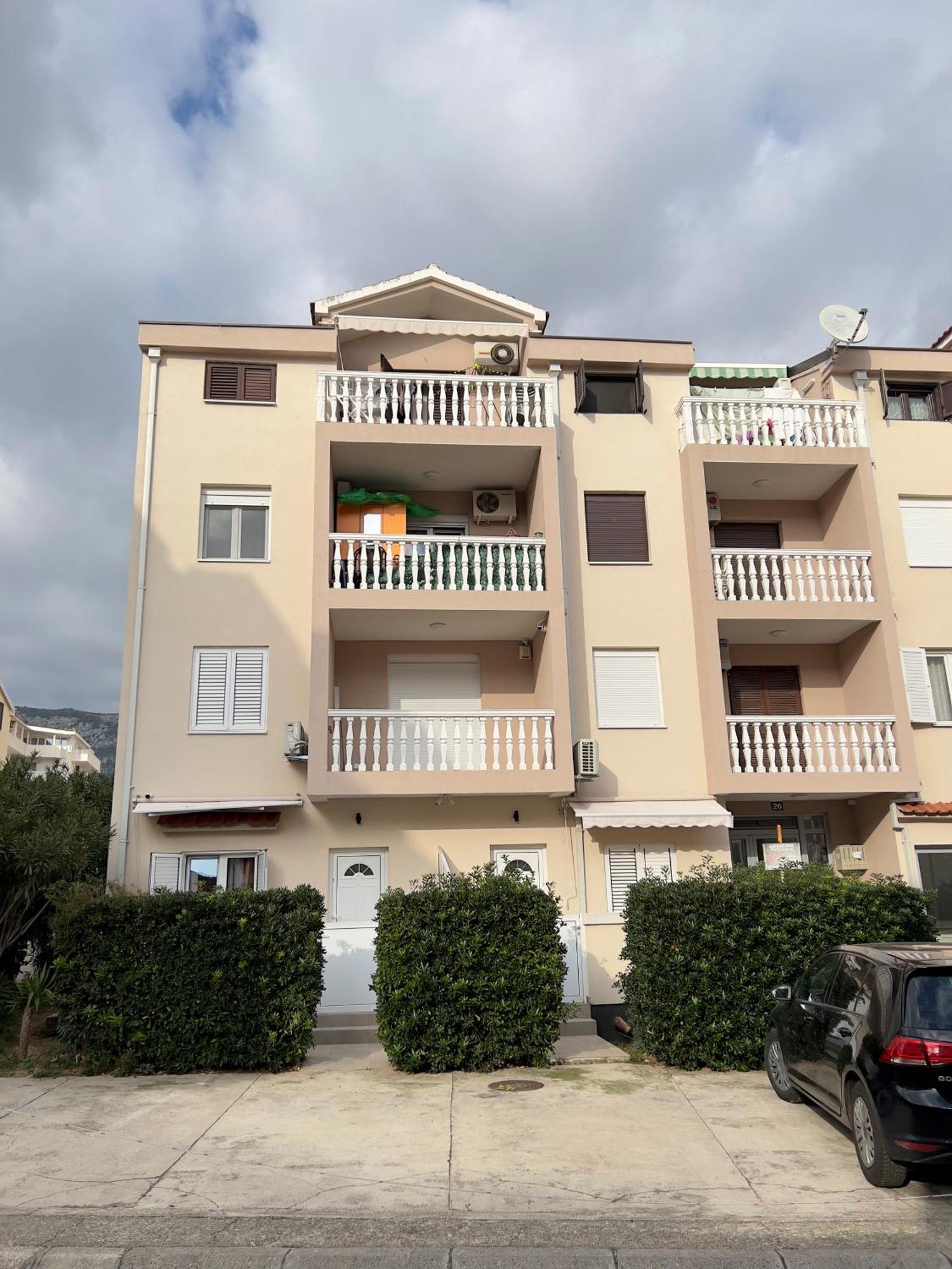 Casa Apartments, One-bedroom