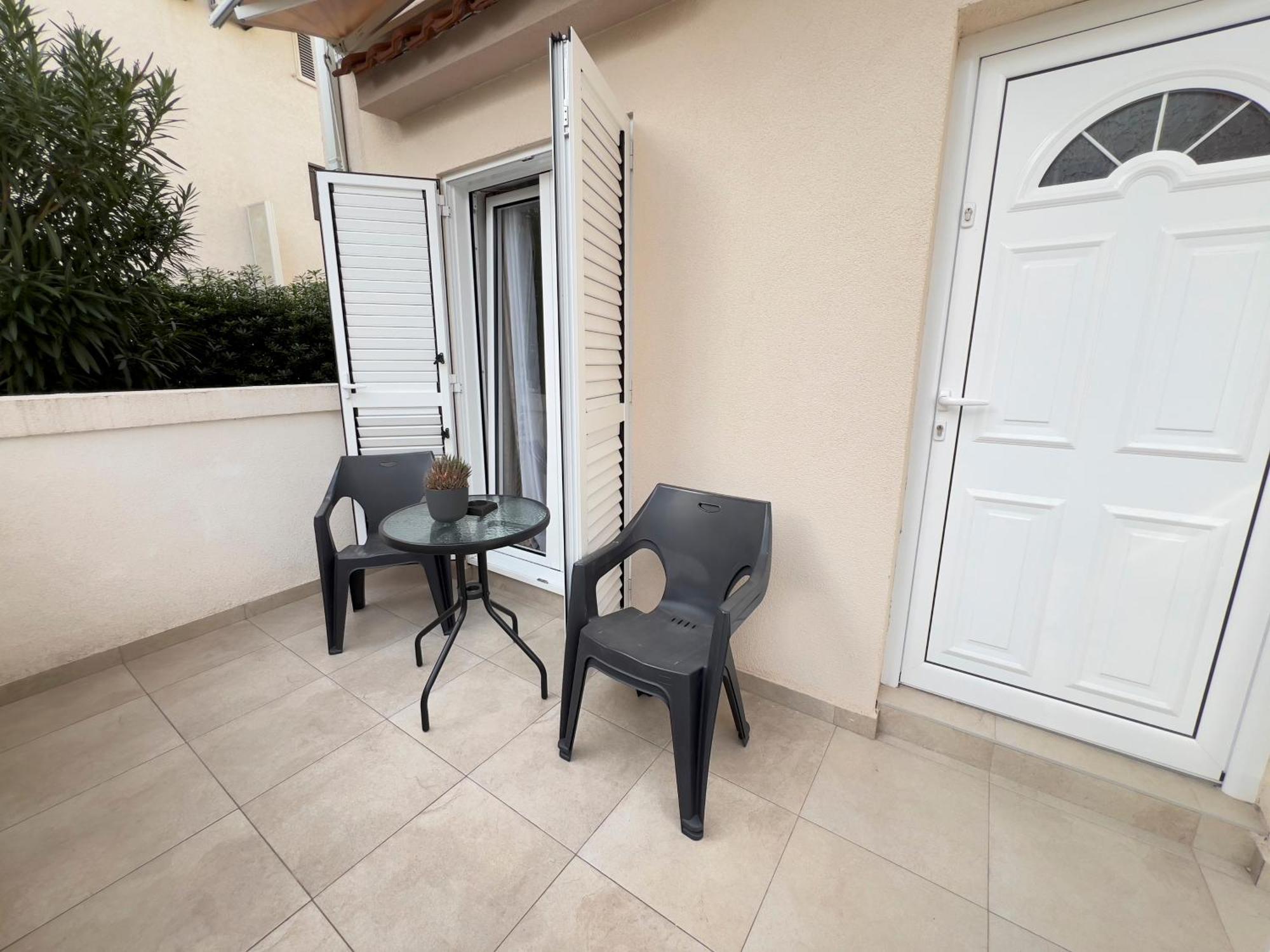 Casa Apartments, One-bedroom Budva