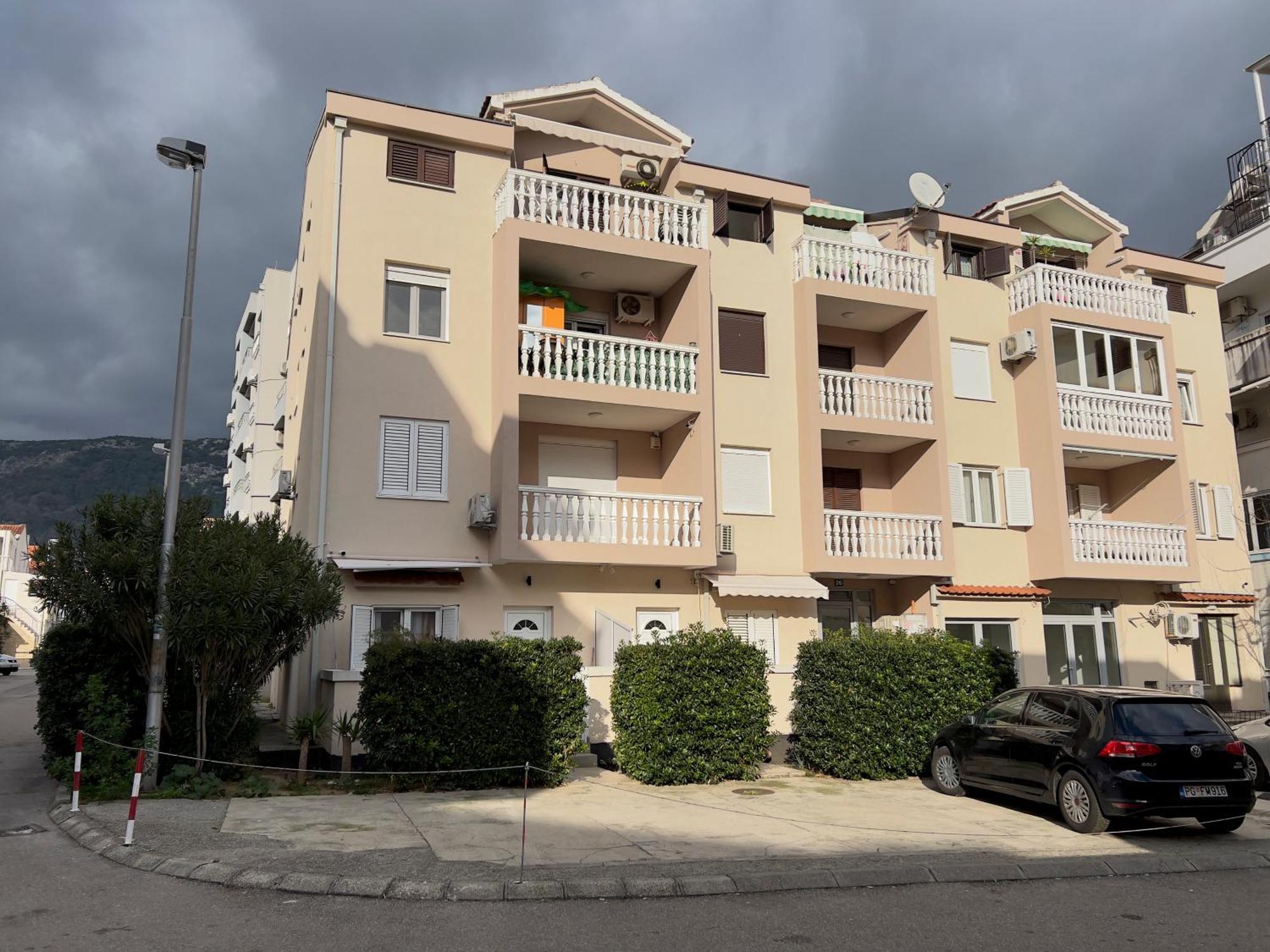 Casa Apartments, One-bedroom Budva